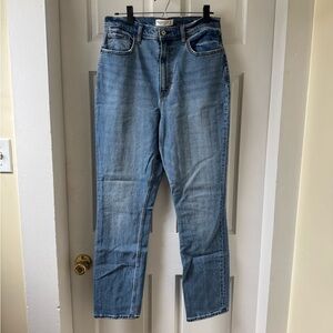 Ultra High-Rise 90s Slim Straight Jeans, Curve Love